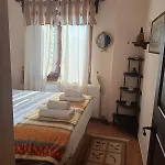 Les Trois Reines, Appartement